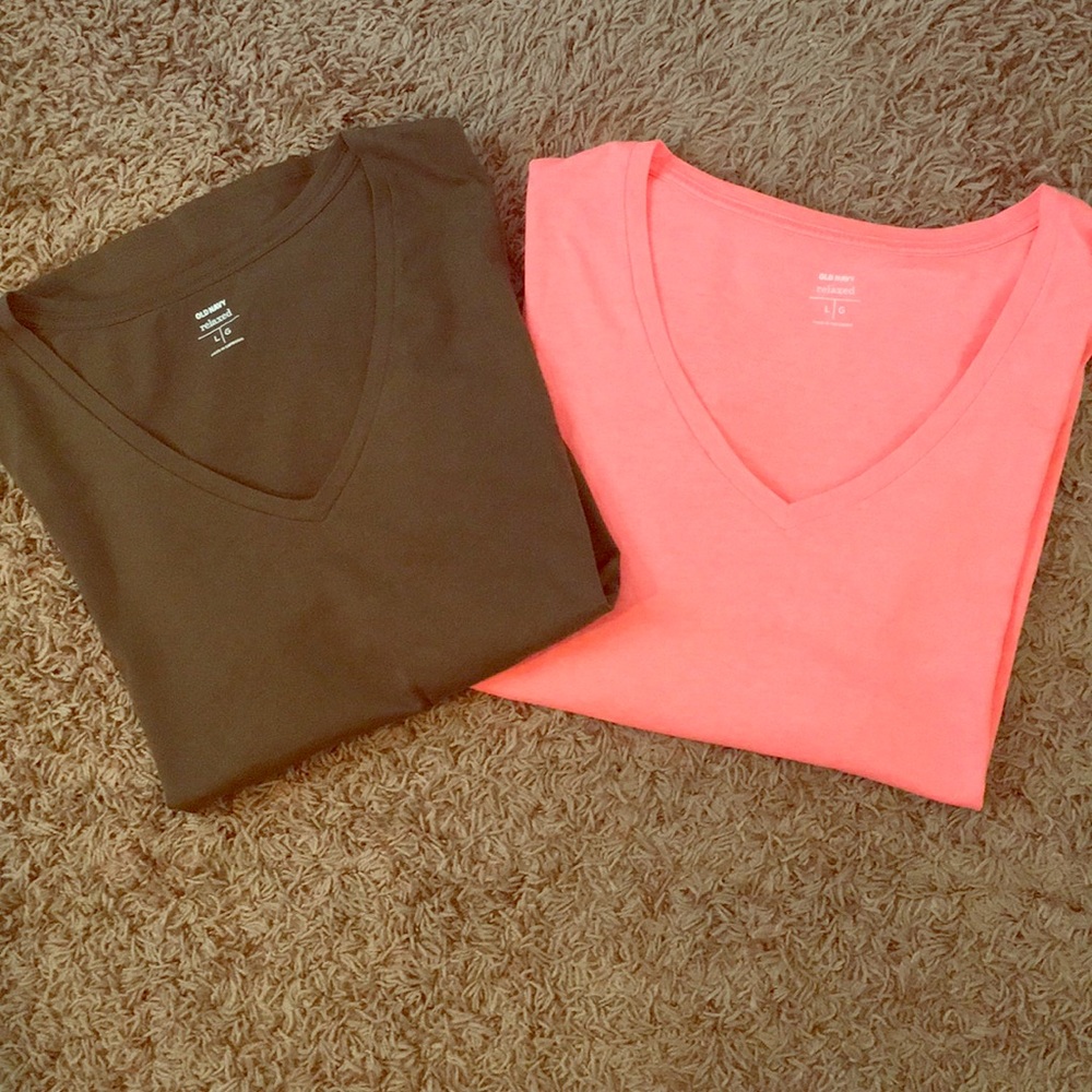 V neck t shirts